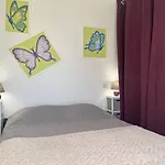 Capao Joli 2 Pieces Piscine Richelieu Cap D'agde